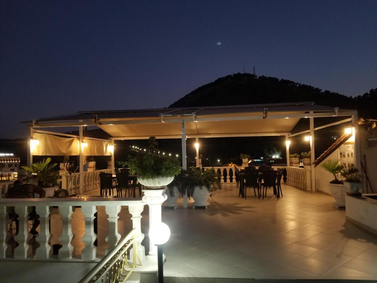 Villa Arben Elezi Μπεράτ Εξωτερικό φωτογραφία